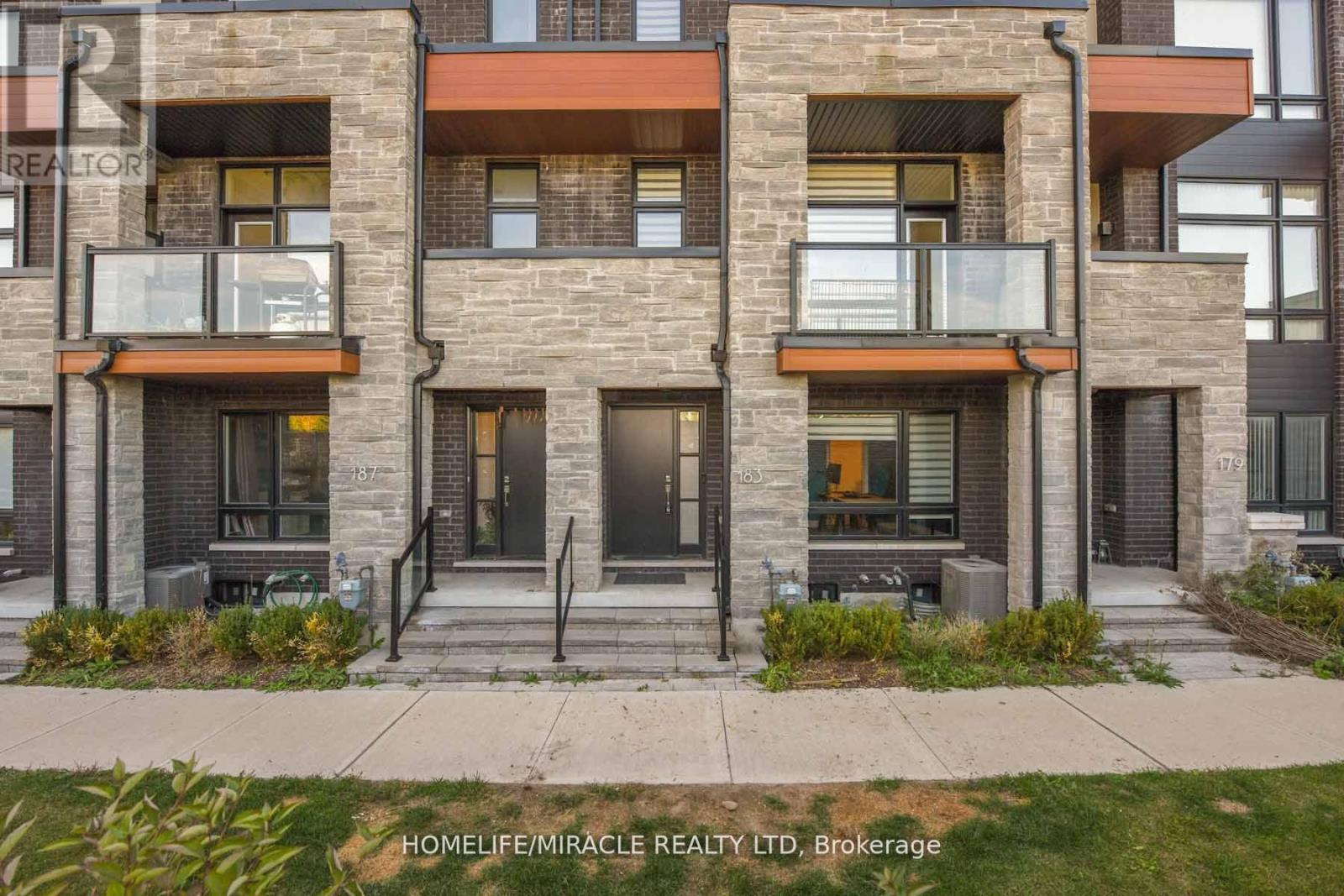 Photo of 183 Carpaccio Avenue