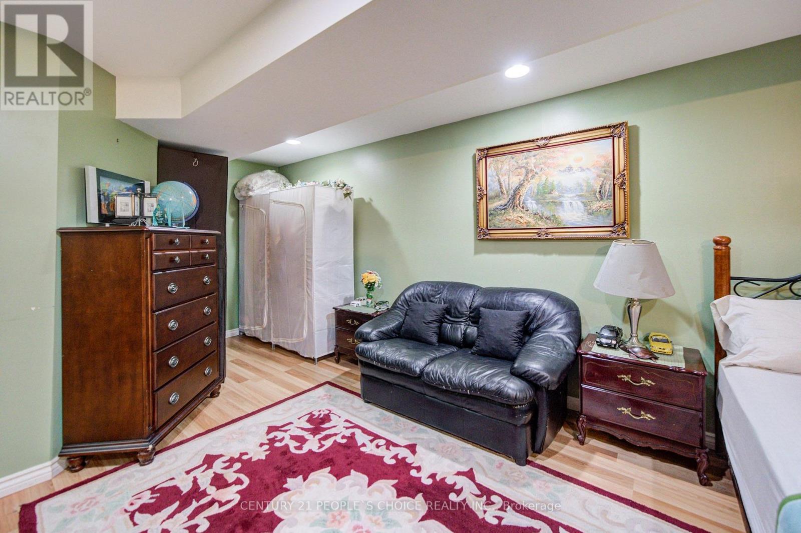 #42 7115 REXWOOD ROAD - 35
