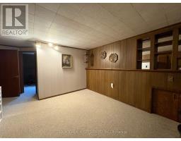 9440 Chestnut Drive, Windsor, ON N8R1G8 Photo 21