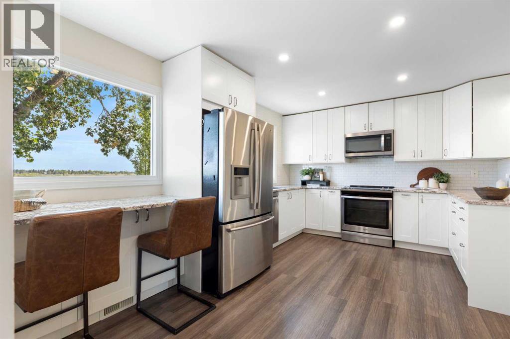 8 Midridge Bay SE - Image 11