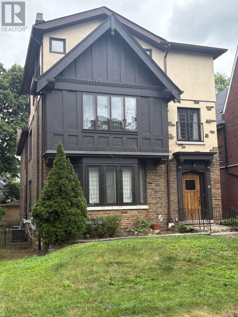 Photo of 39 Whitehall Road