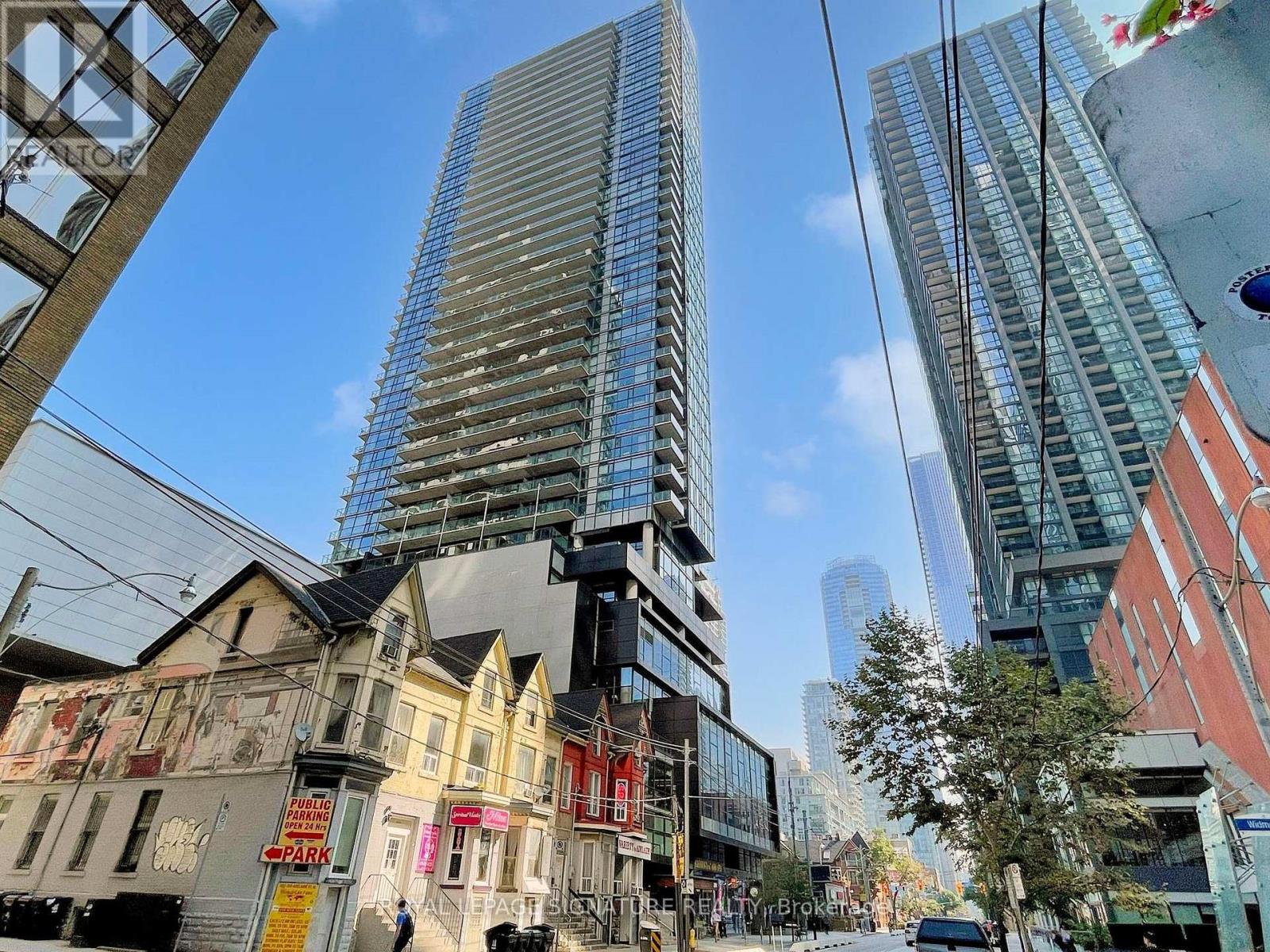 Photo of 290 Adelaide Street