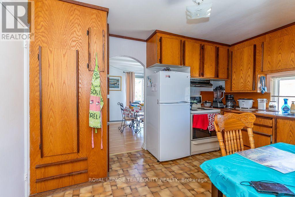 134 HOMESIDE AVENUE - 19