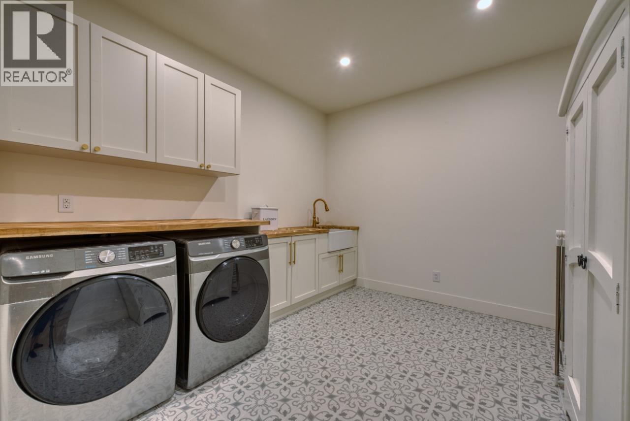 652 Trumpeter Road - 51