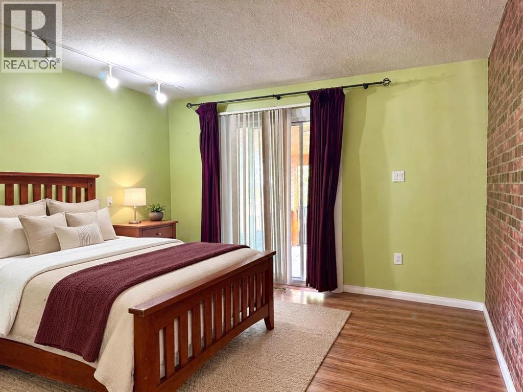159 Laval Boulevard W - 41