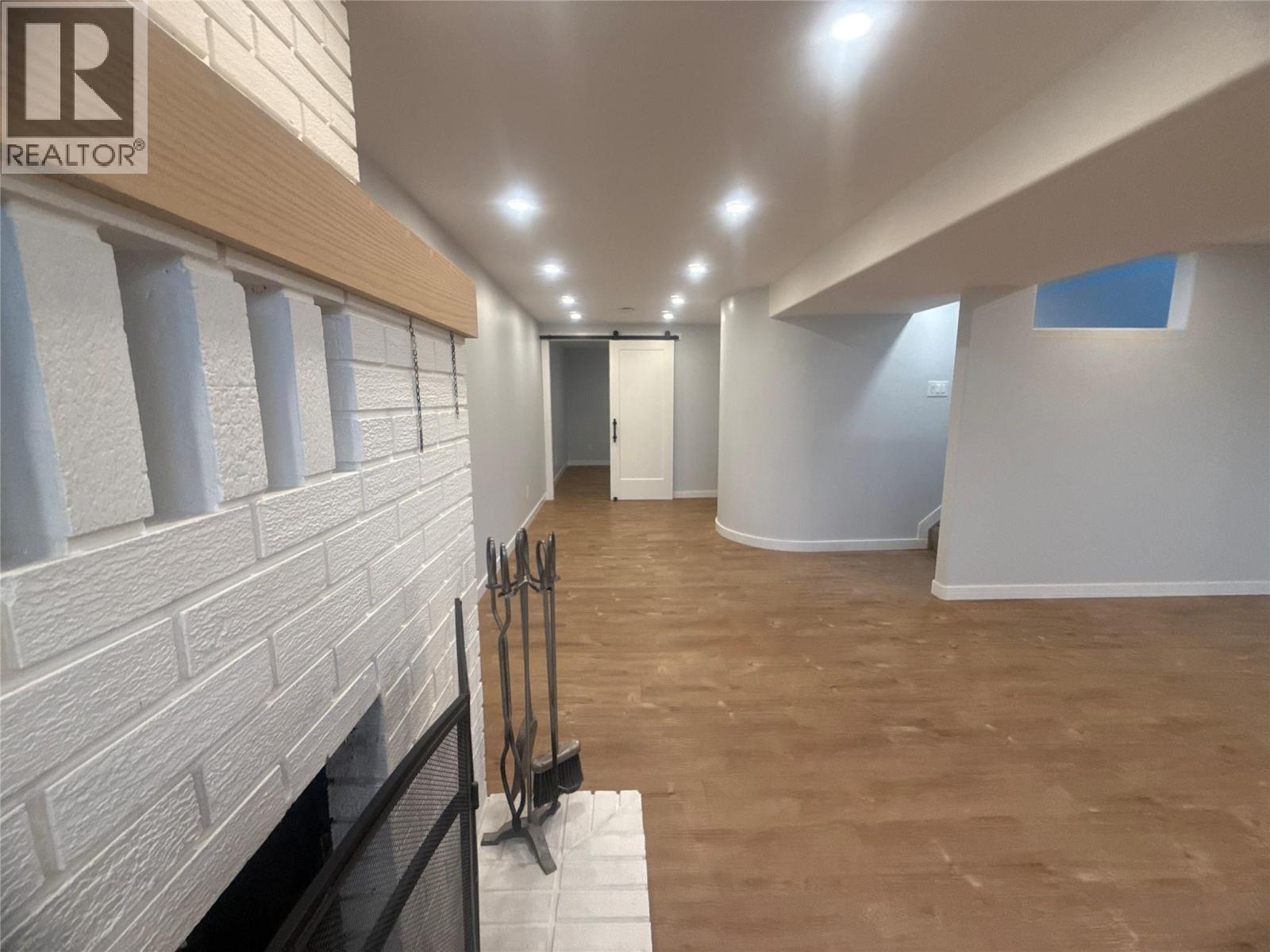 1909 2ND Street S - Image 20