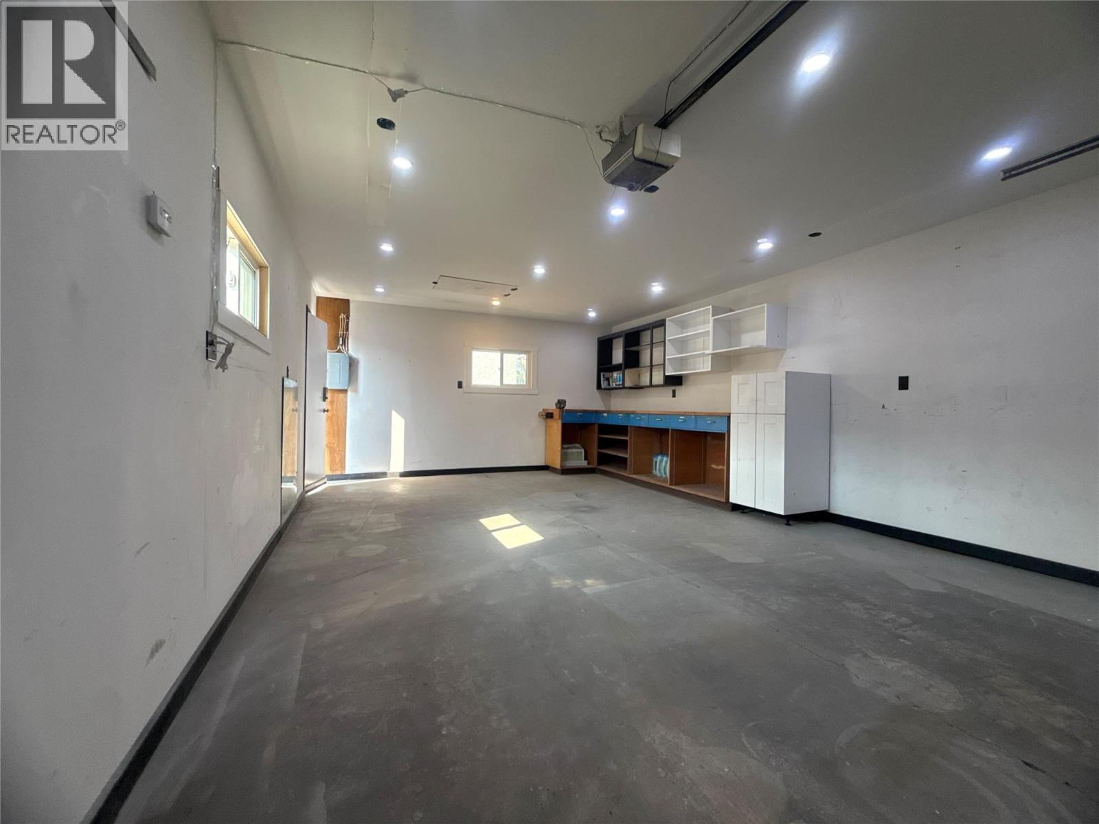 1909 2ND Street S - 35