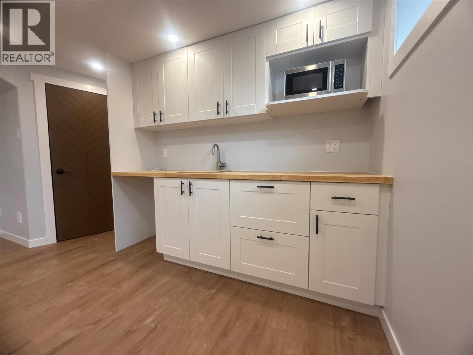 1909 2ND Street S - 18