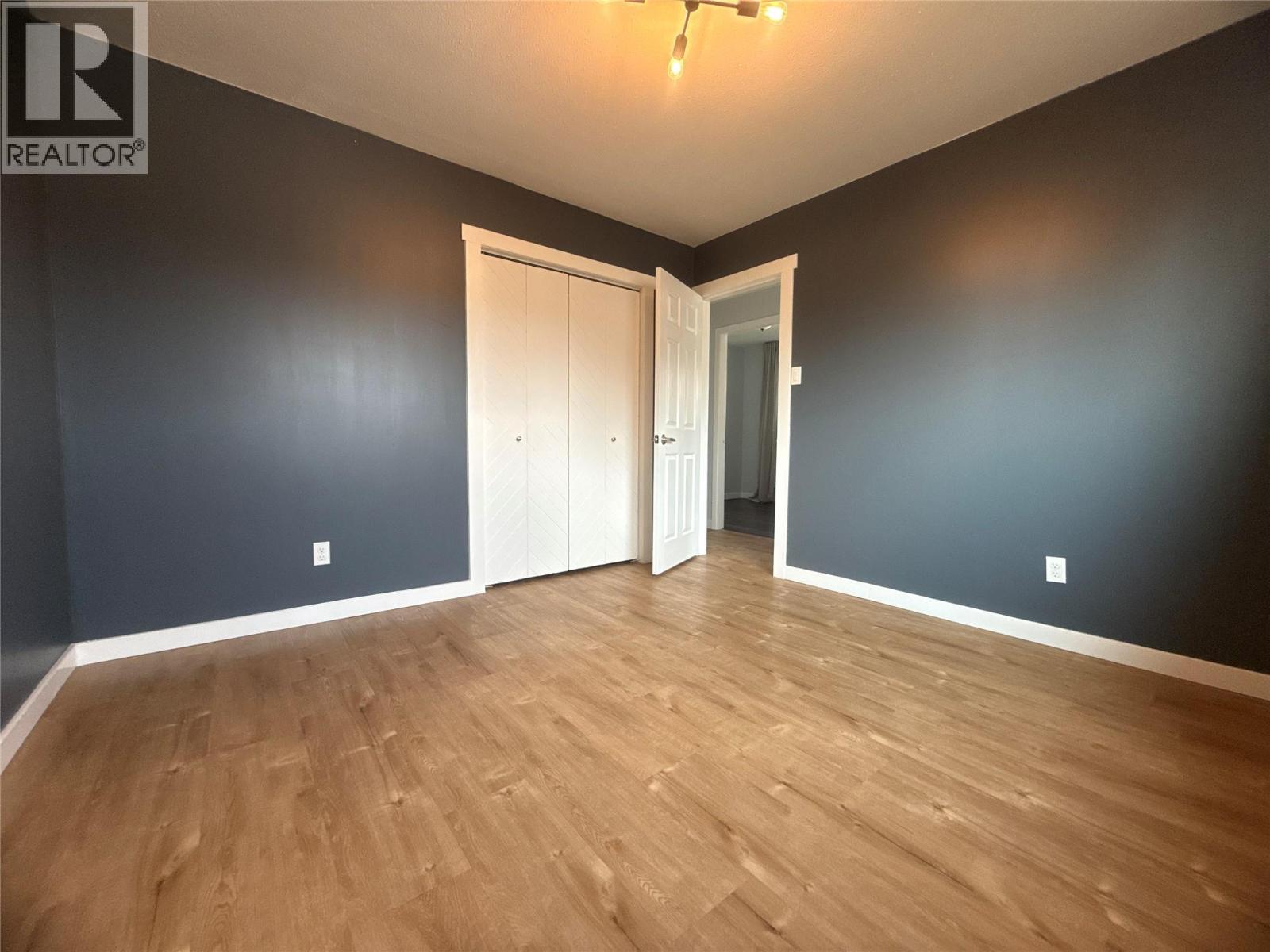 1909 2ND Street S - 11