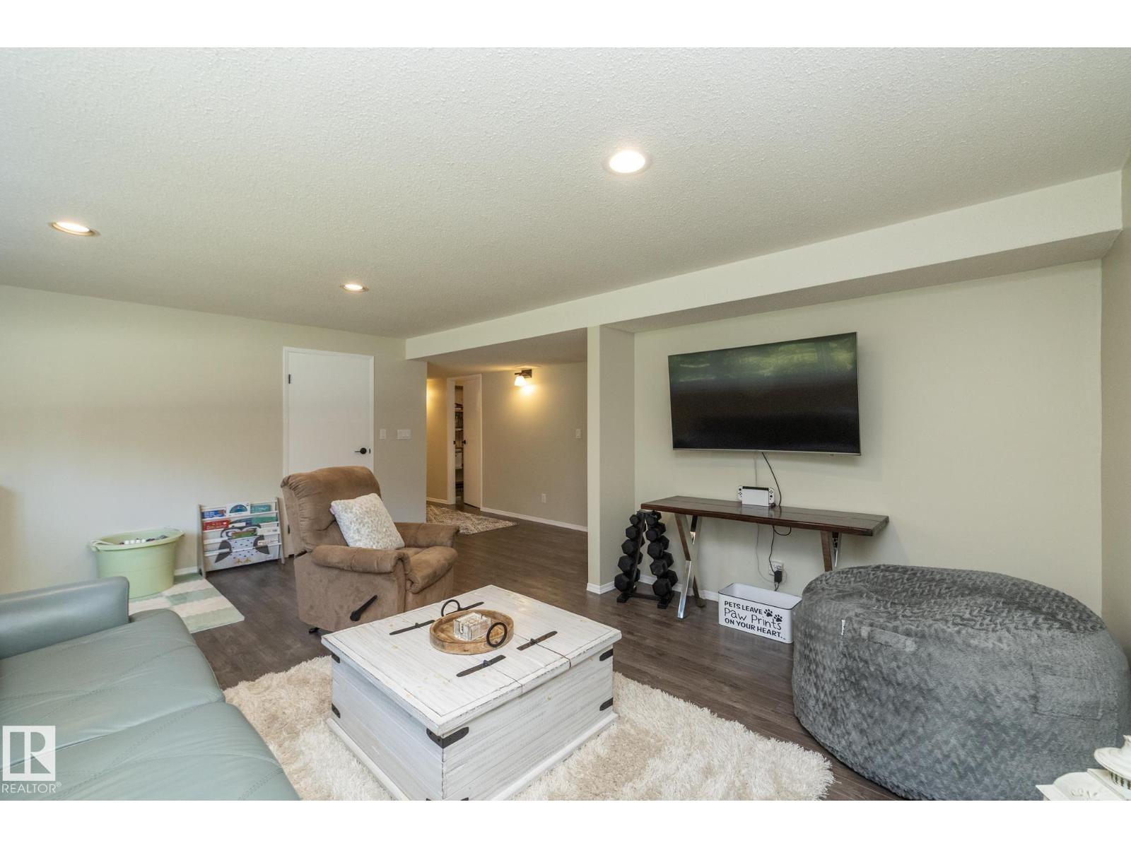 #40 2022 Parkland DR - Image 39