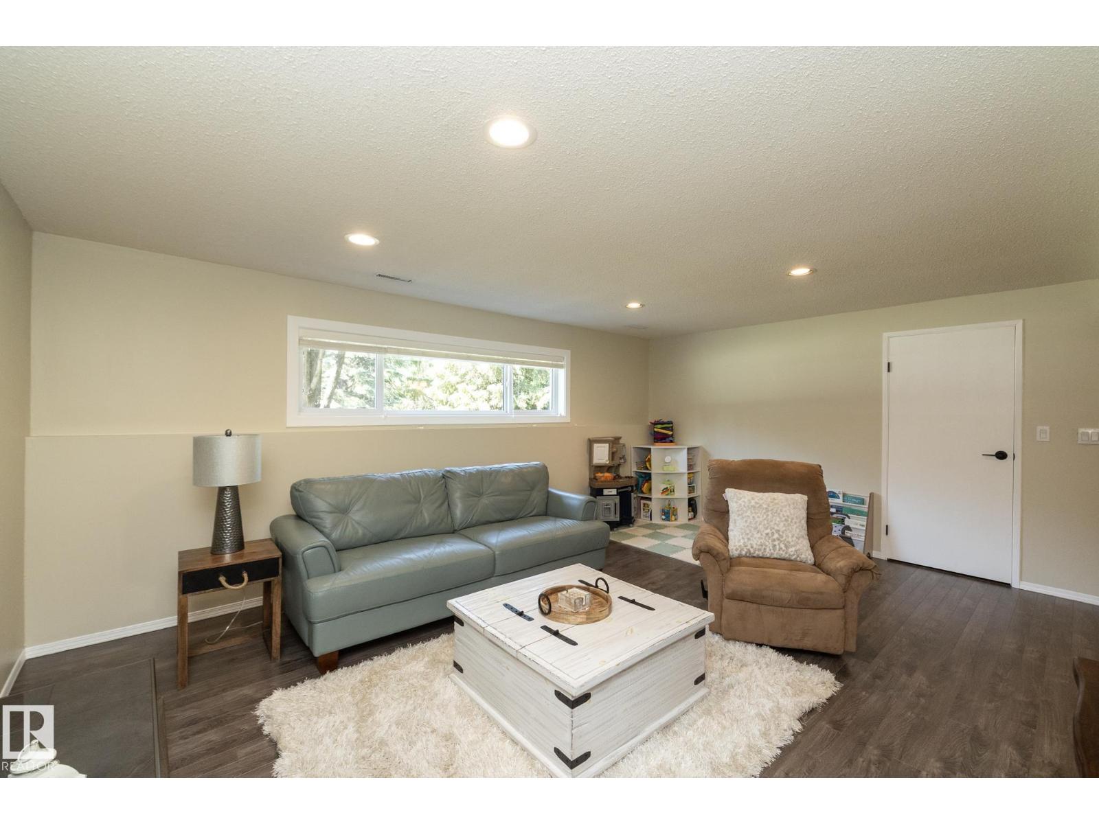 #40 2022 Parkland DR - Image 41