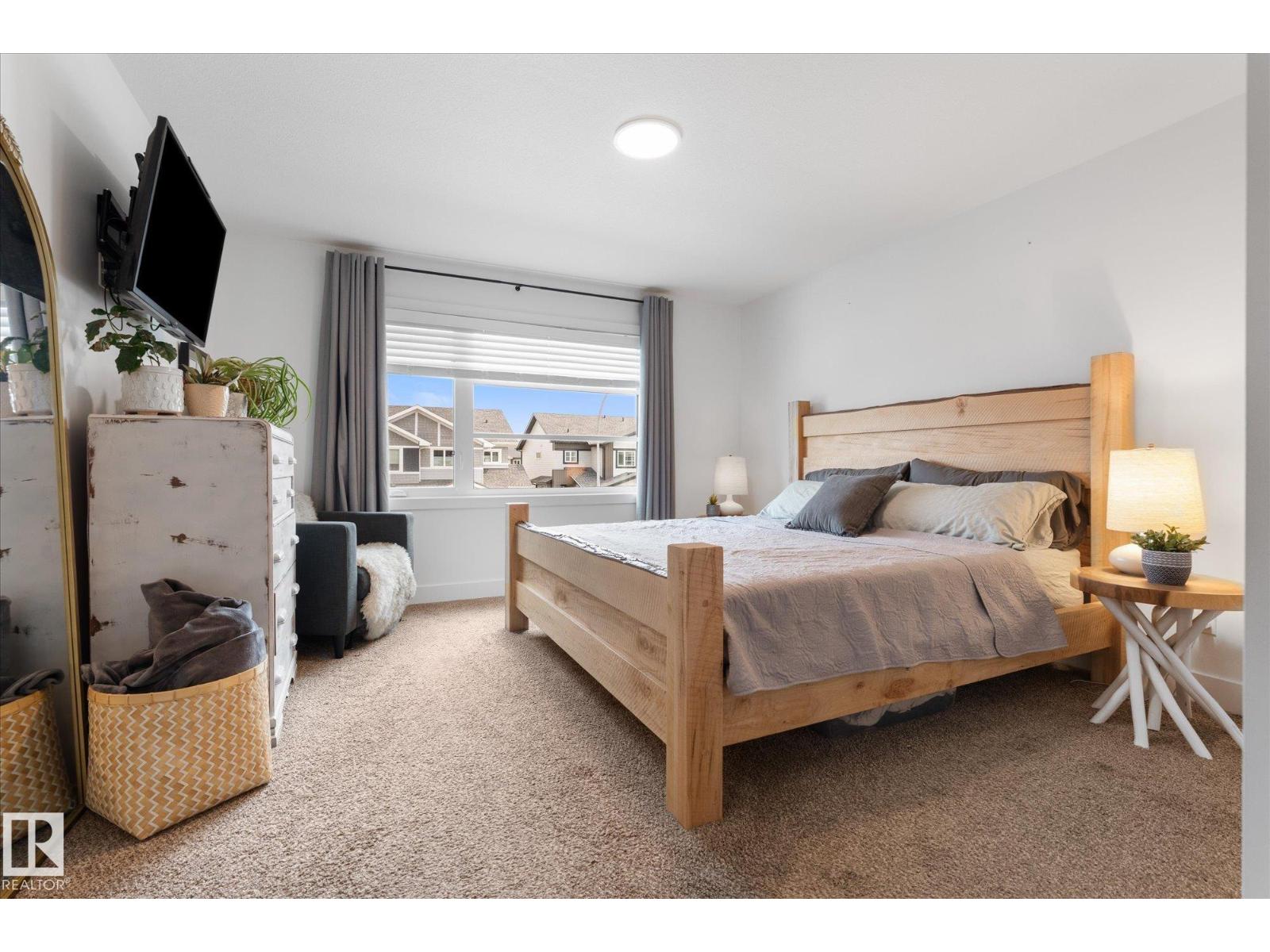 60 SPRUCE GARDENS CR - 23