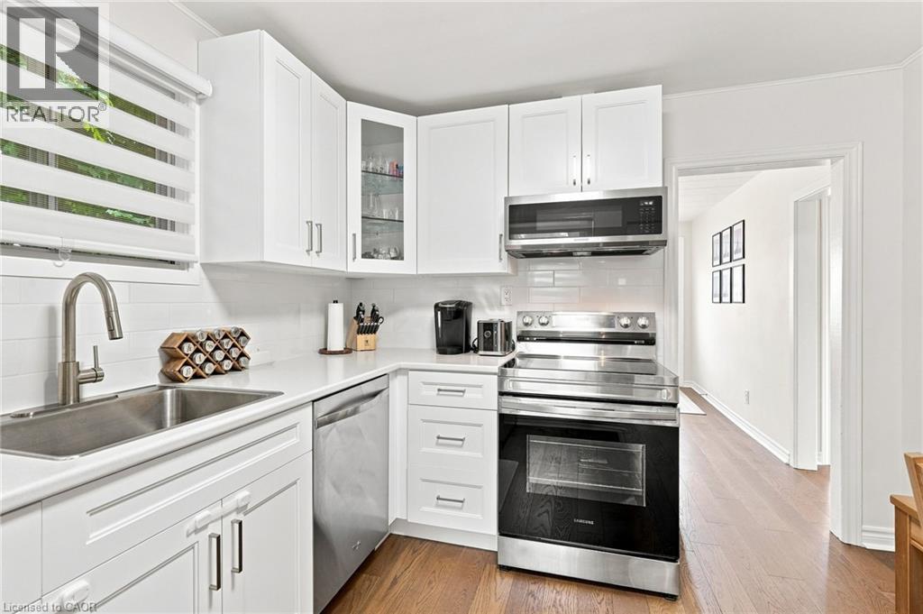 122 LIMERIDGE Road W - 15