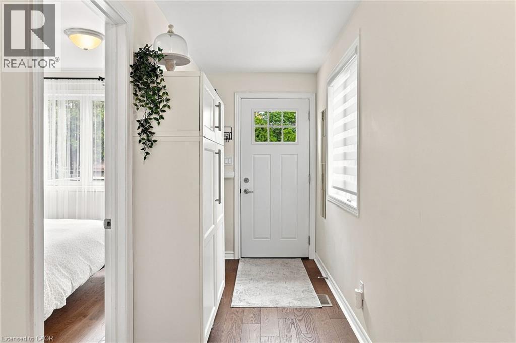 122 LIMERIDGE Road W - 28