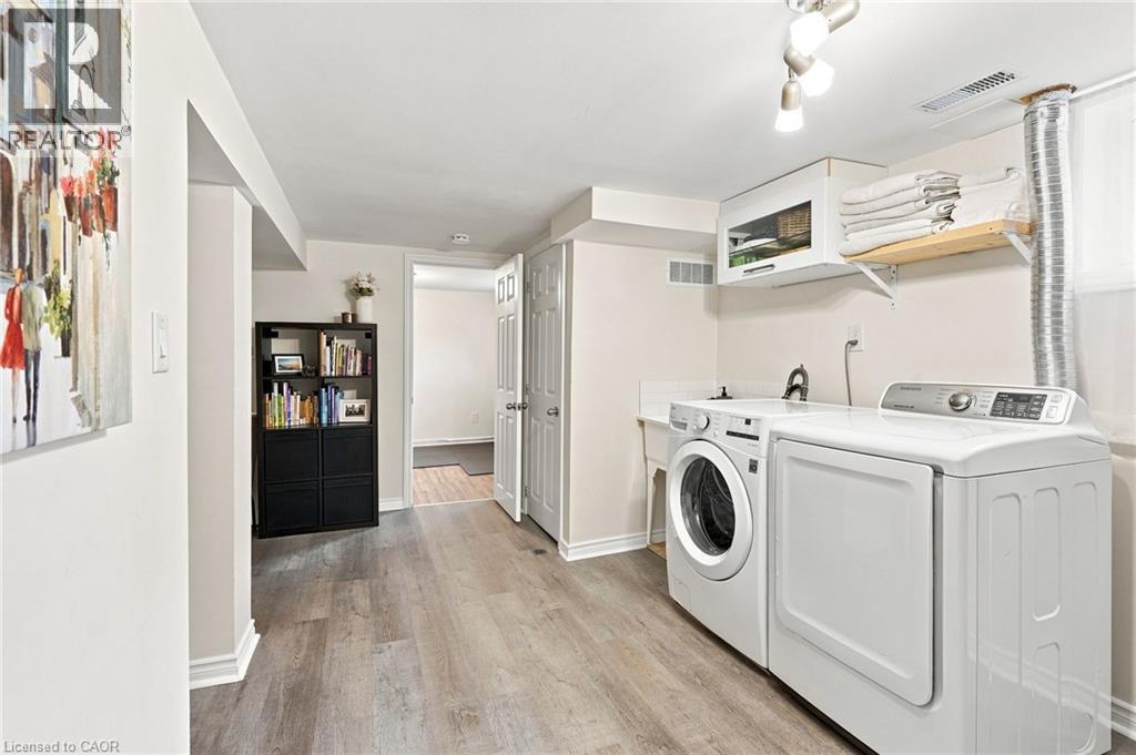 122 LIMERIDGE Road W - 31