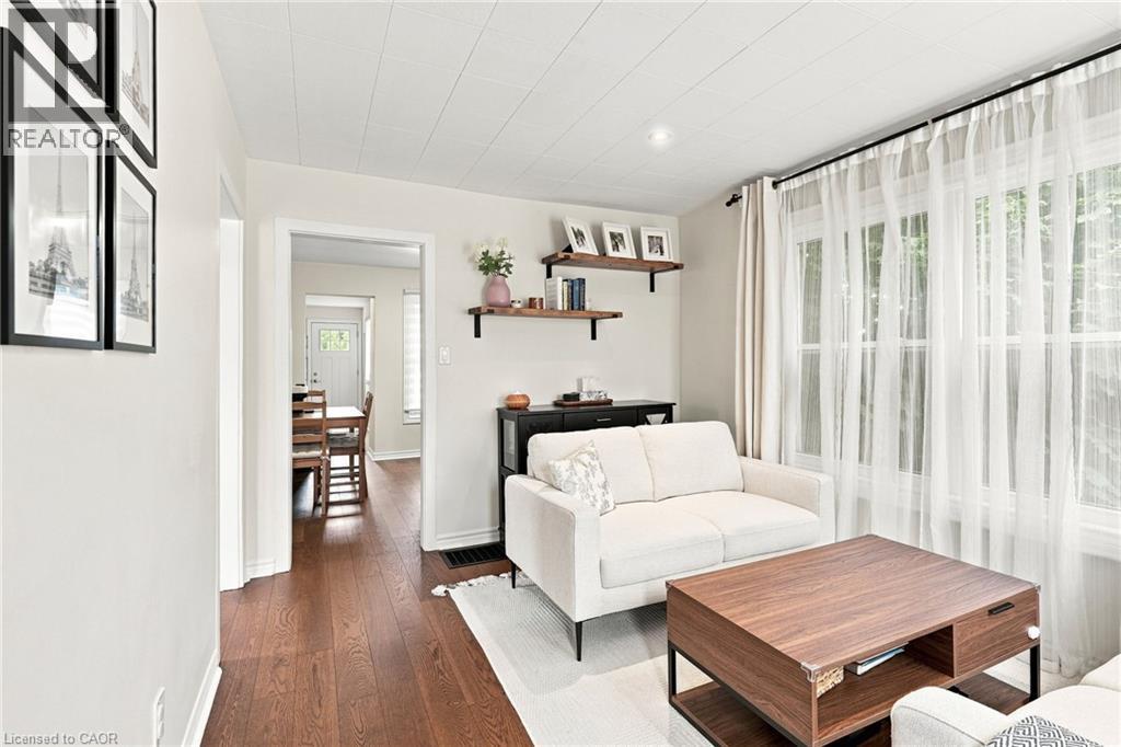 122 LIMERIDGE Road W - 7