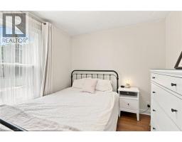 122 Limeridge Road W, Hamilton, ON L9C2V2 Photo 17