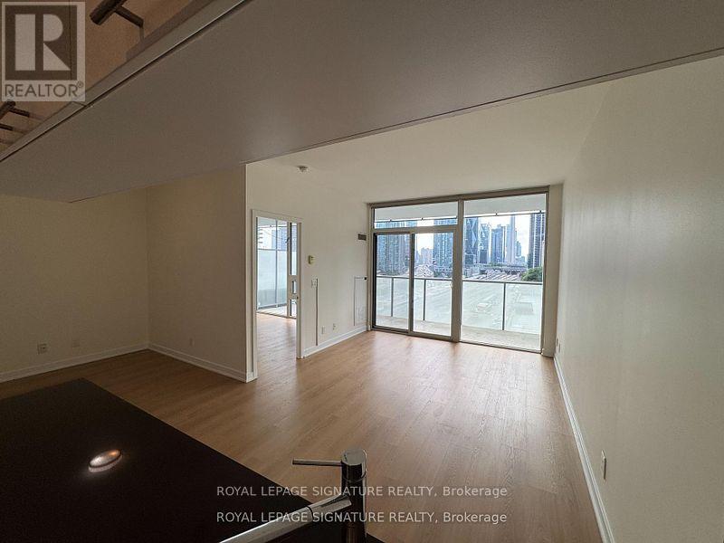 #914 1 MARKET STREET - 20