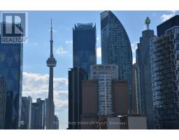 914 - 1 Market Street, Toronto, ON M5E0A2 Photo 13