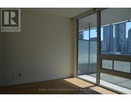 914 - 1 Market Street, Toronto, ON M5E0A2 Photo 17