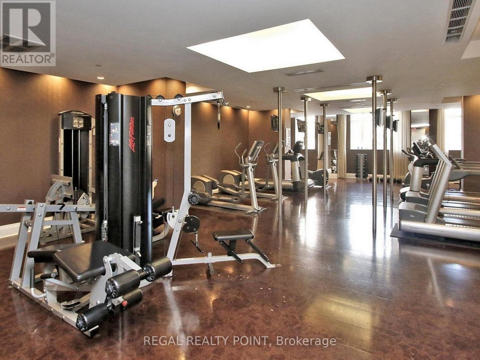 #2118 25 GREENVIEW AVENUE - 7
