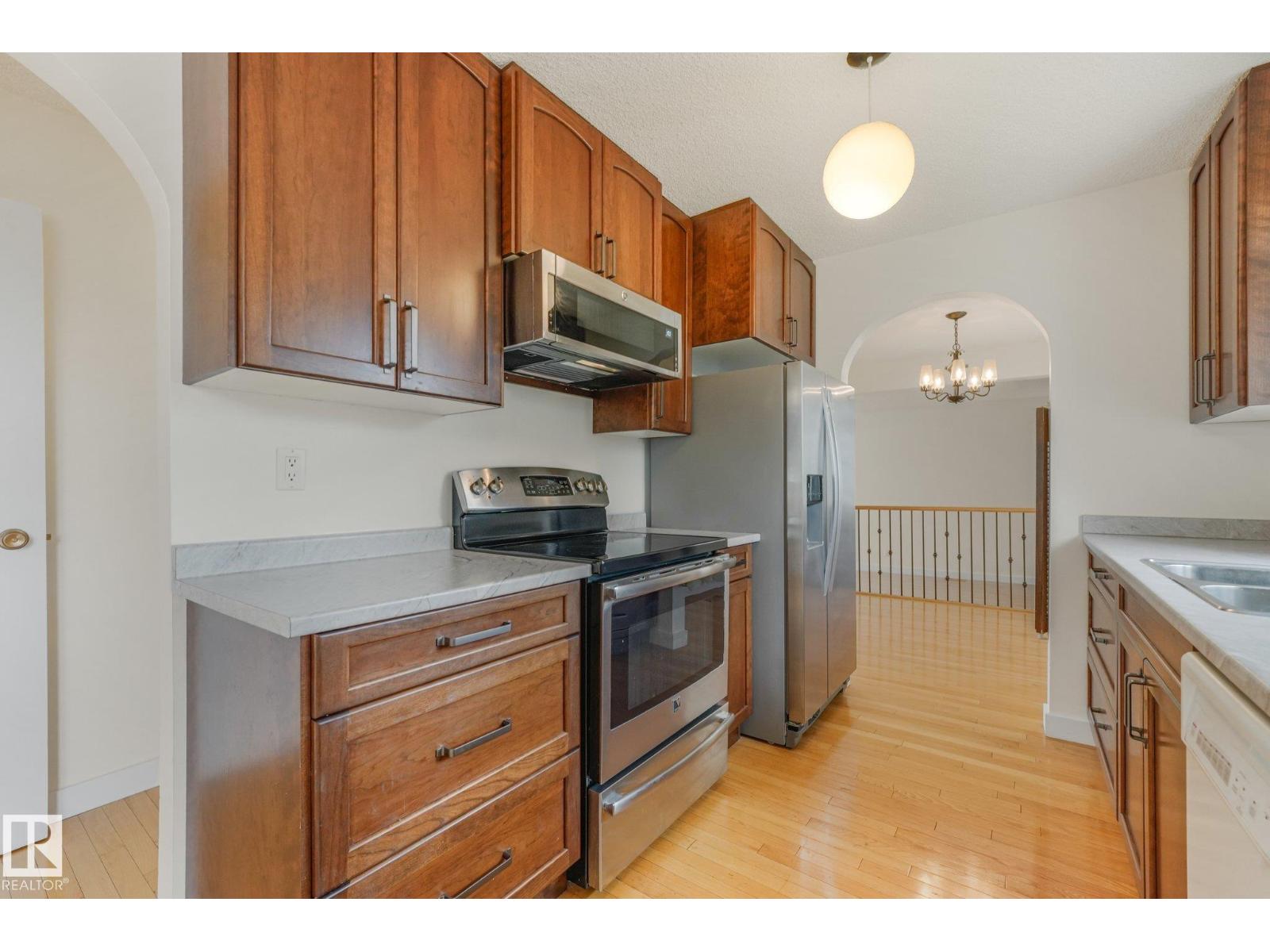 11415 149 AV NW - Image 11