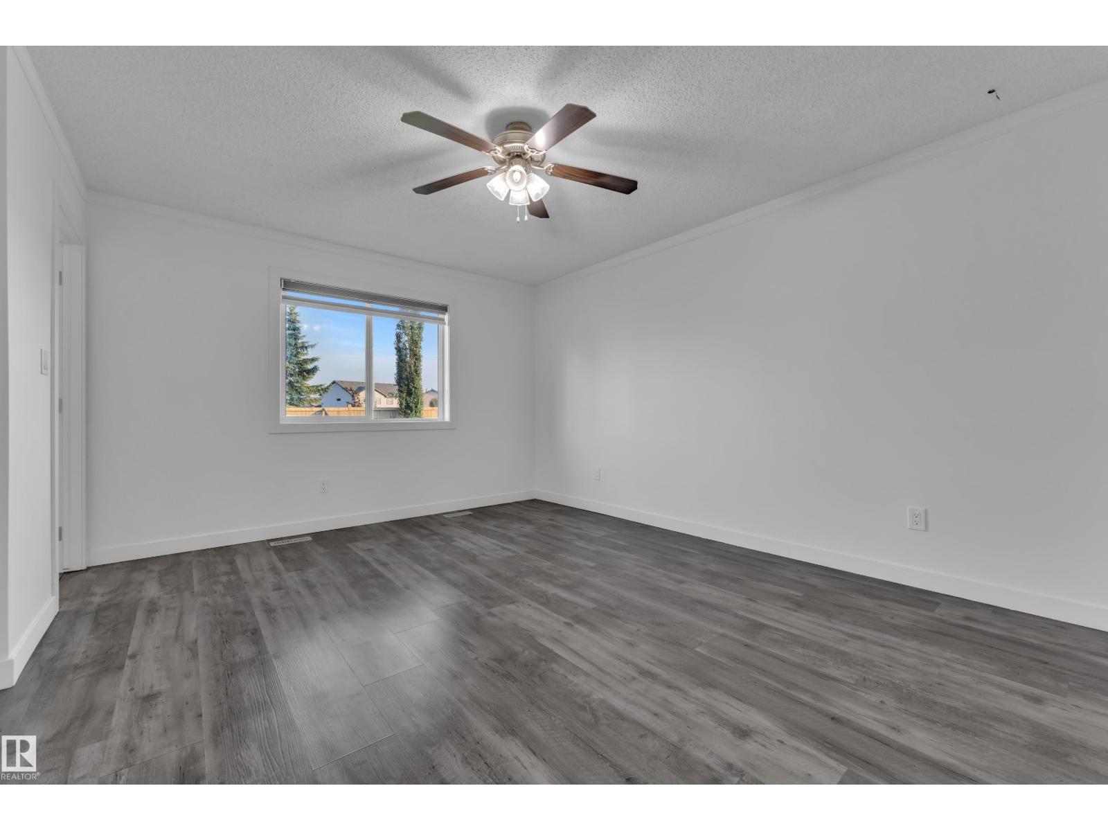 73 HARTWICK LO - Image 19