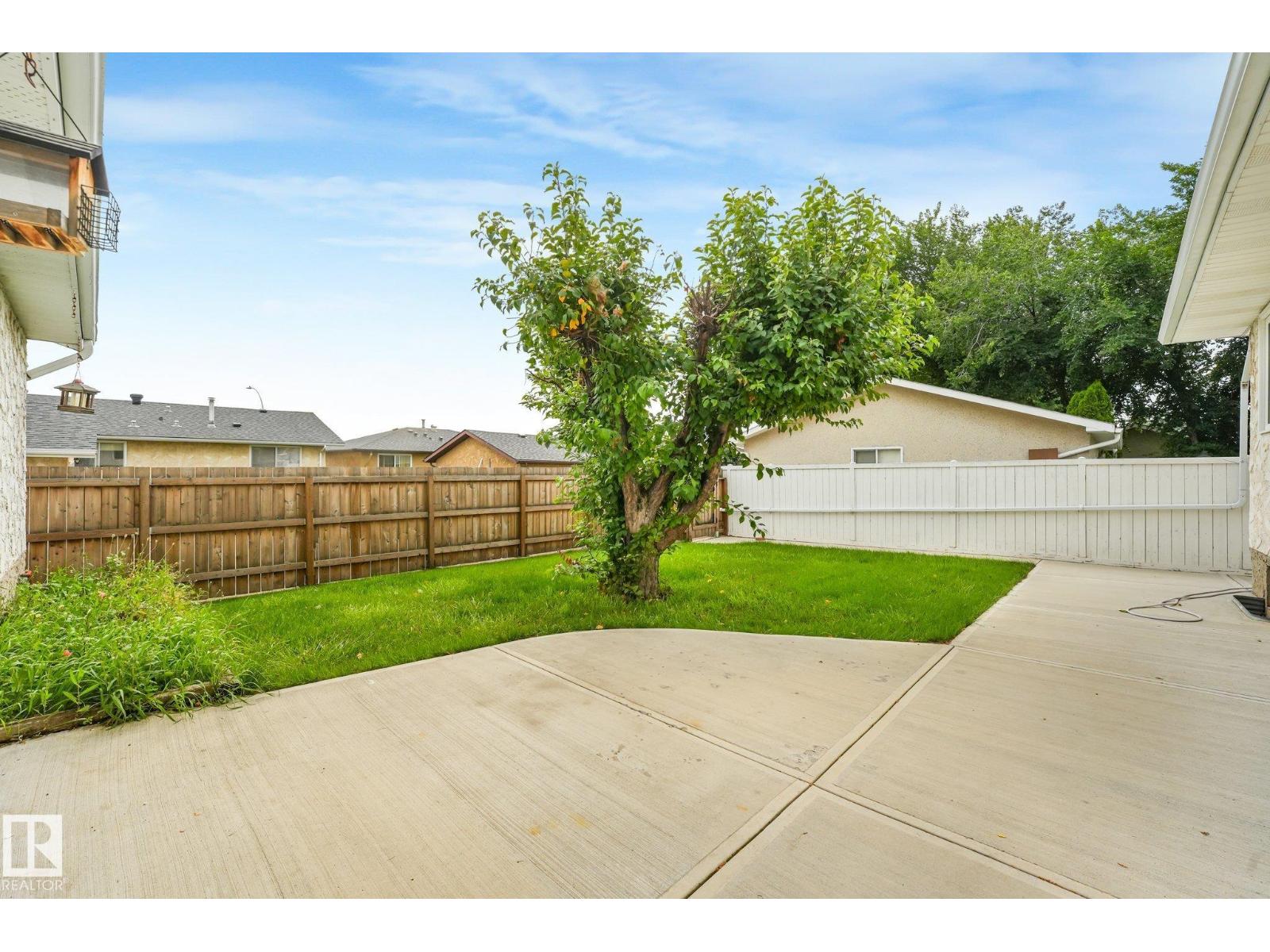11415 149 AV NW - 43