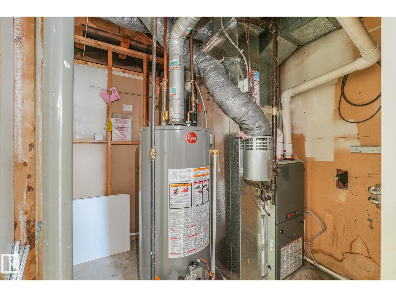 11415 149 AV NW - 38