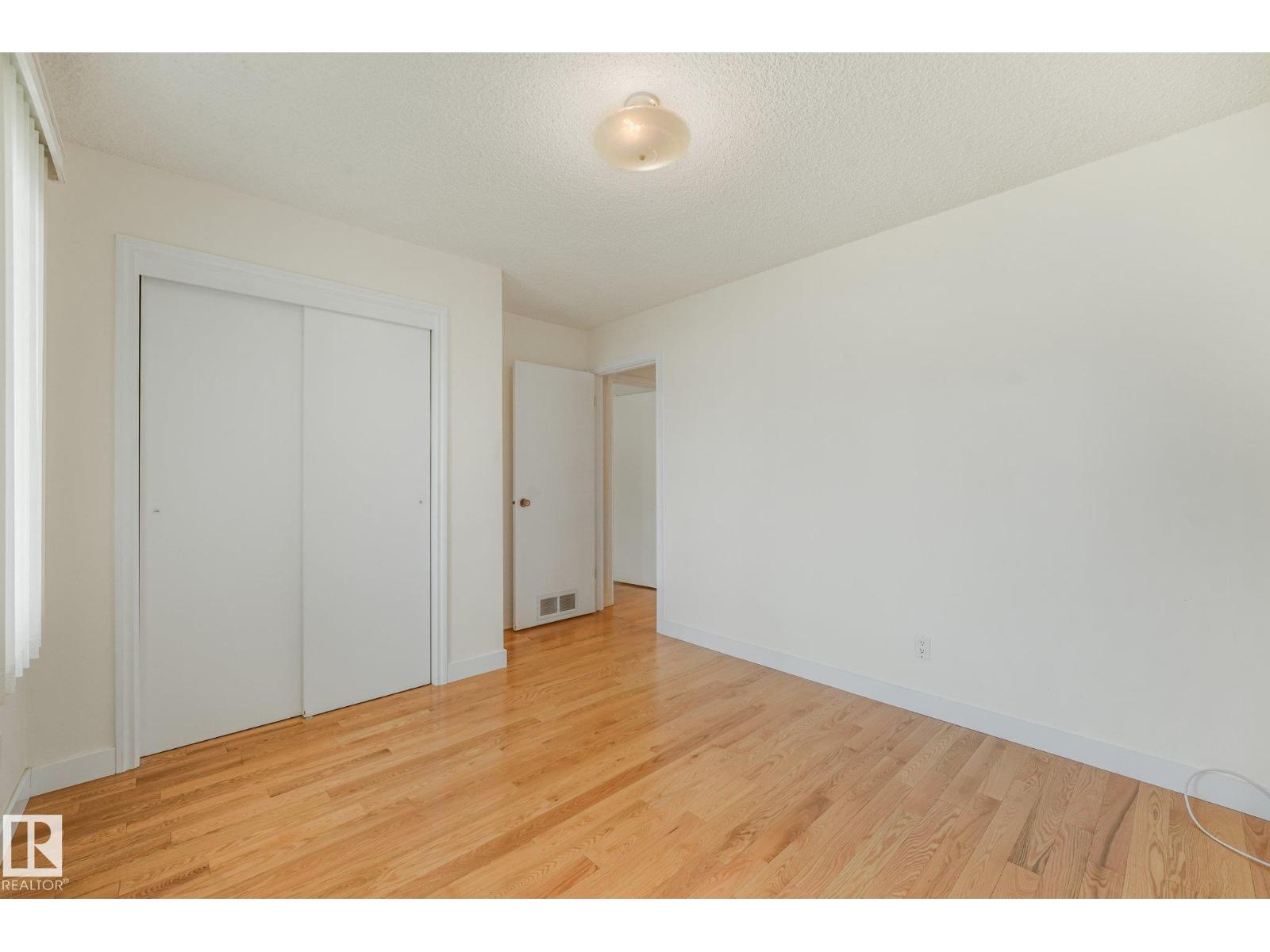 11415 149 AV NW - 20
