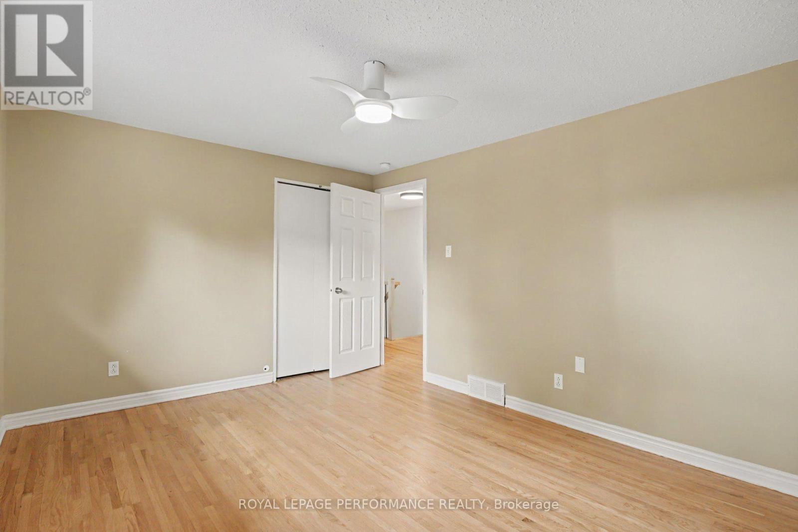 13 Centrepark Drive