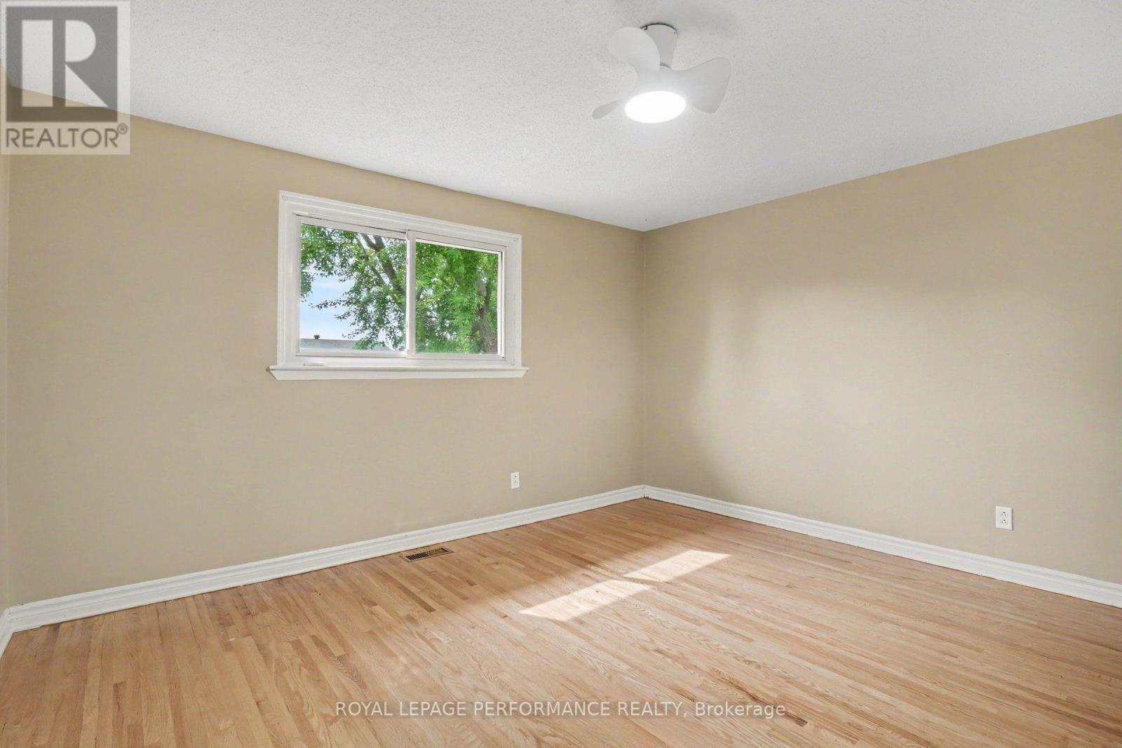 13 Centrepark Drive