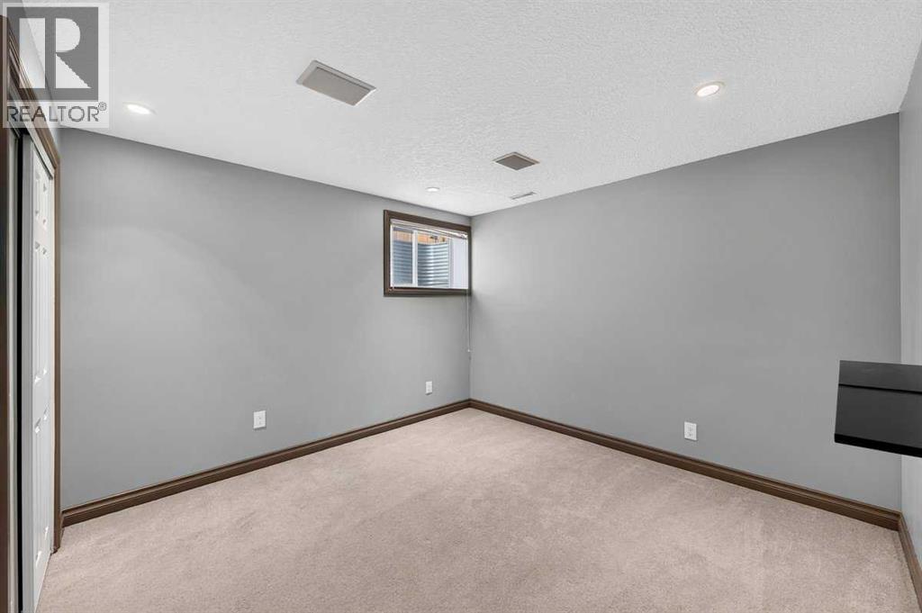 363 Evanston View NW - Image 23