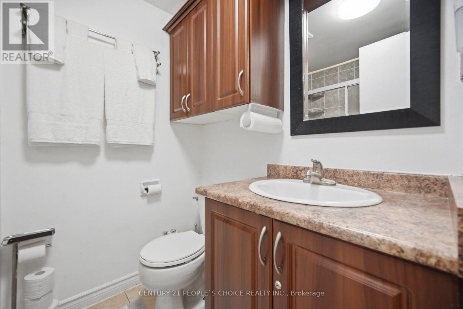 79 FLEETWOOD CRESCENT - 31