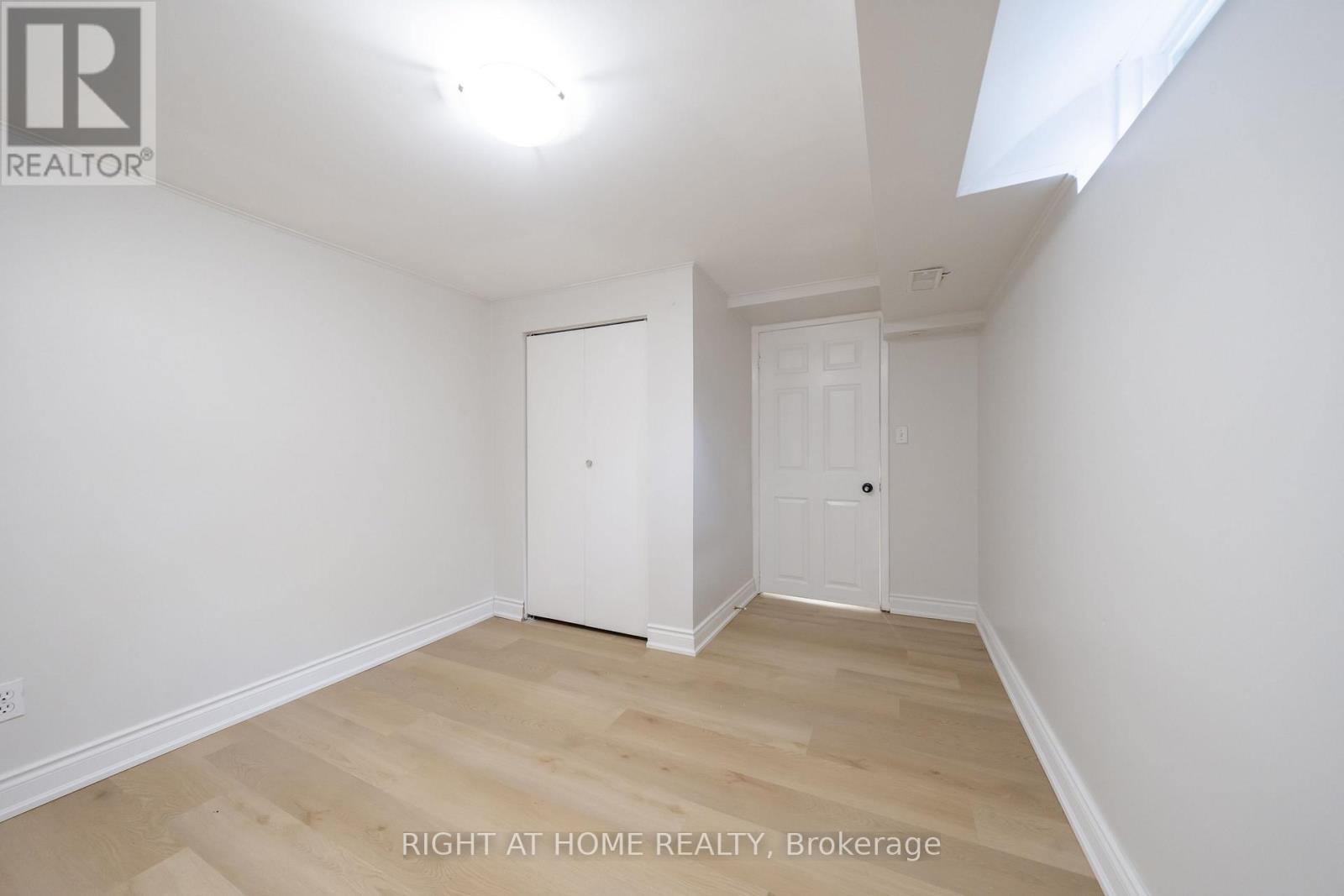 345 MILL STREET S - 40