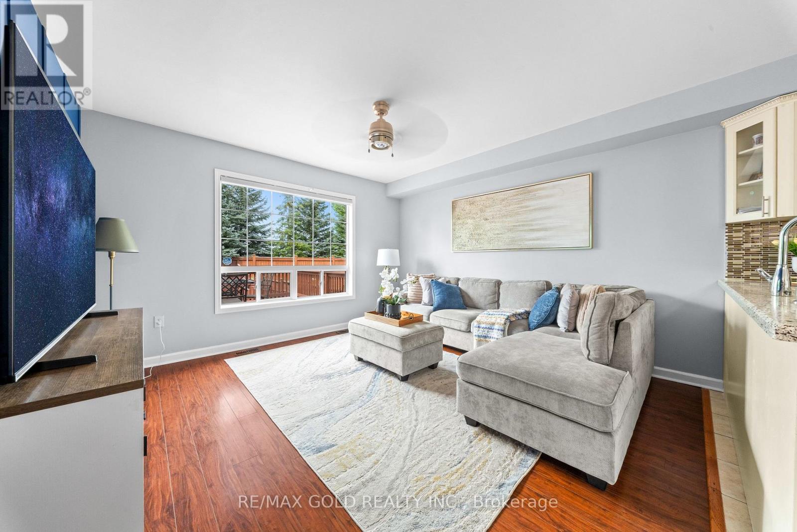 61 HERDWICK STREET - 18