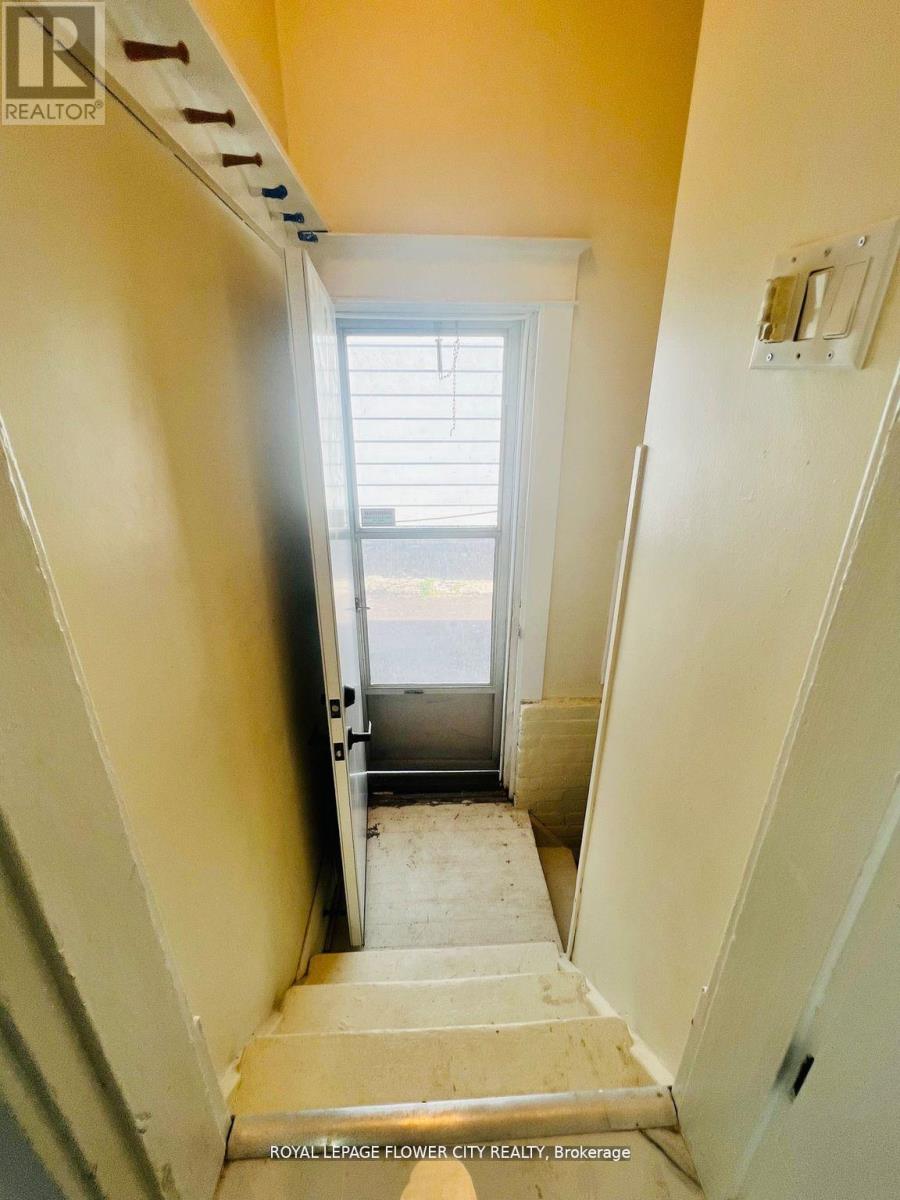 346 WHARNCLIFFE ROAD S - 18