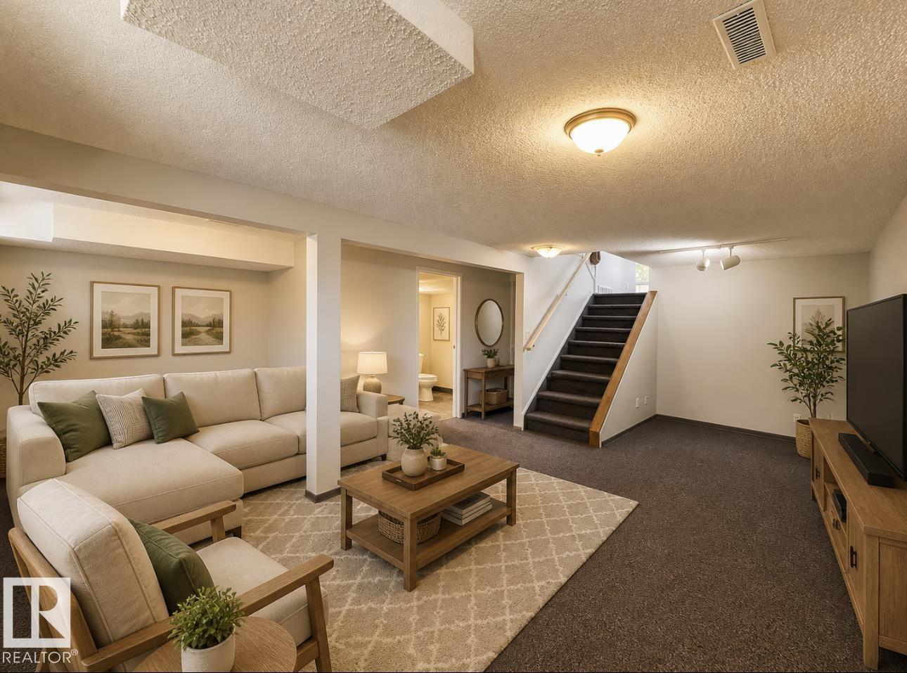 8516 190 ST NW - 27