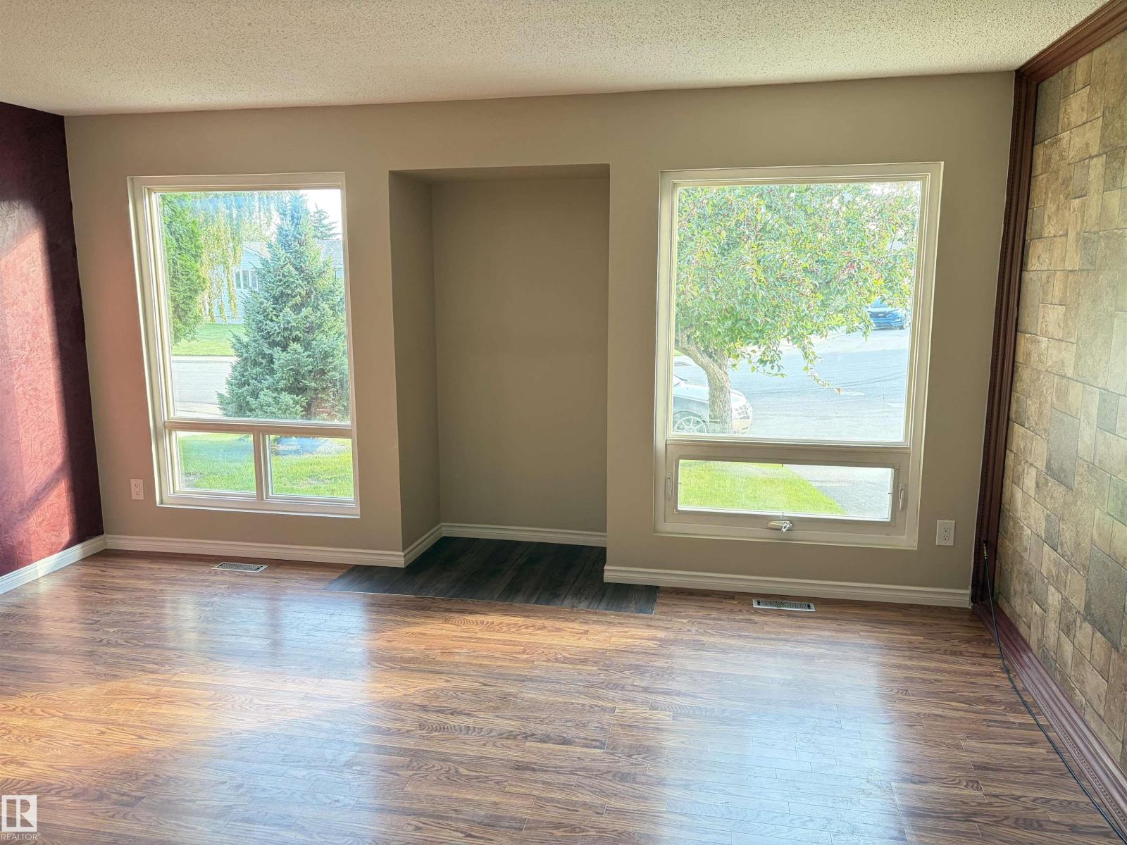 13831 23 ST NW - Image 4