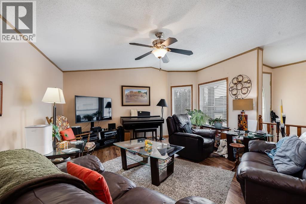 806 Beckner Crescent - 3