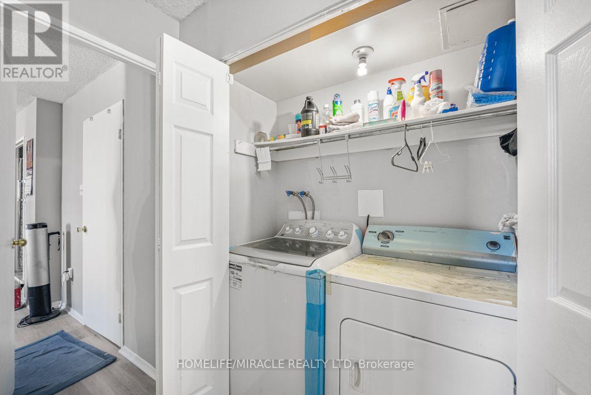 #903 40 PANORAMA COURT - Image 32