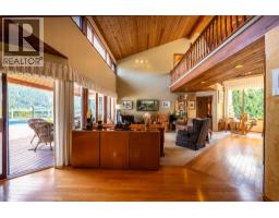1896 3a Highway, Nelson, BC V1L6K1 Photo 27