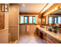 1896 3a Highway, Nelson, BC V1L6K1 Photo 47
