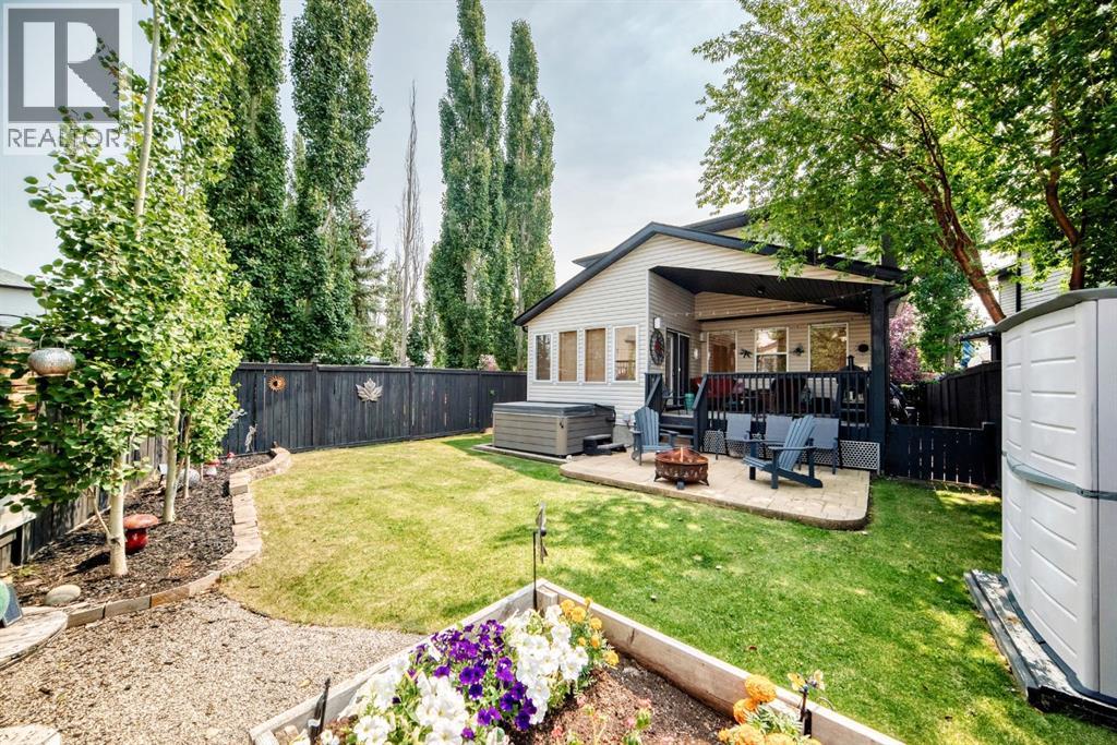 206 Panamount Grove NW - 3