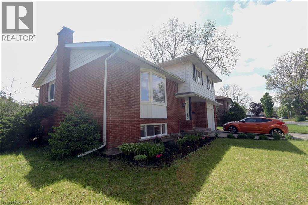 77 ORCHARD MILL Crescent — photo 3
