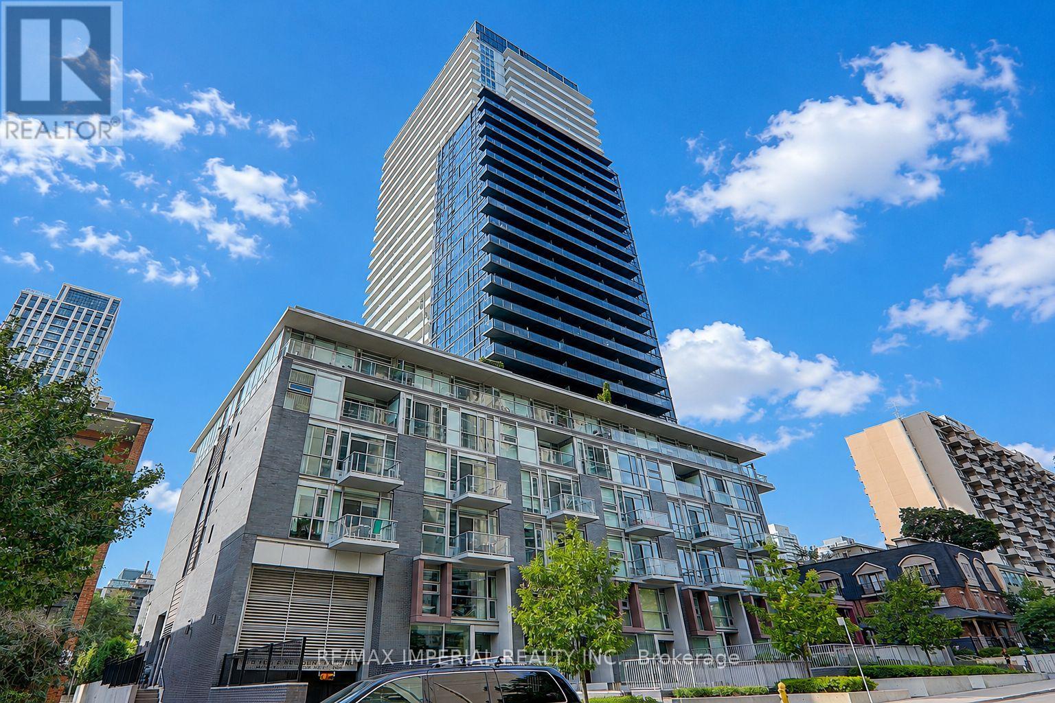 Photo of 101 Erskine Avenue