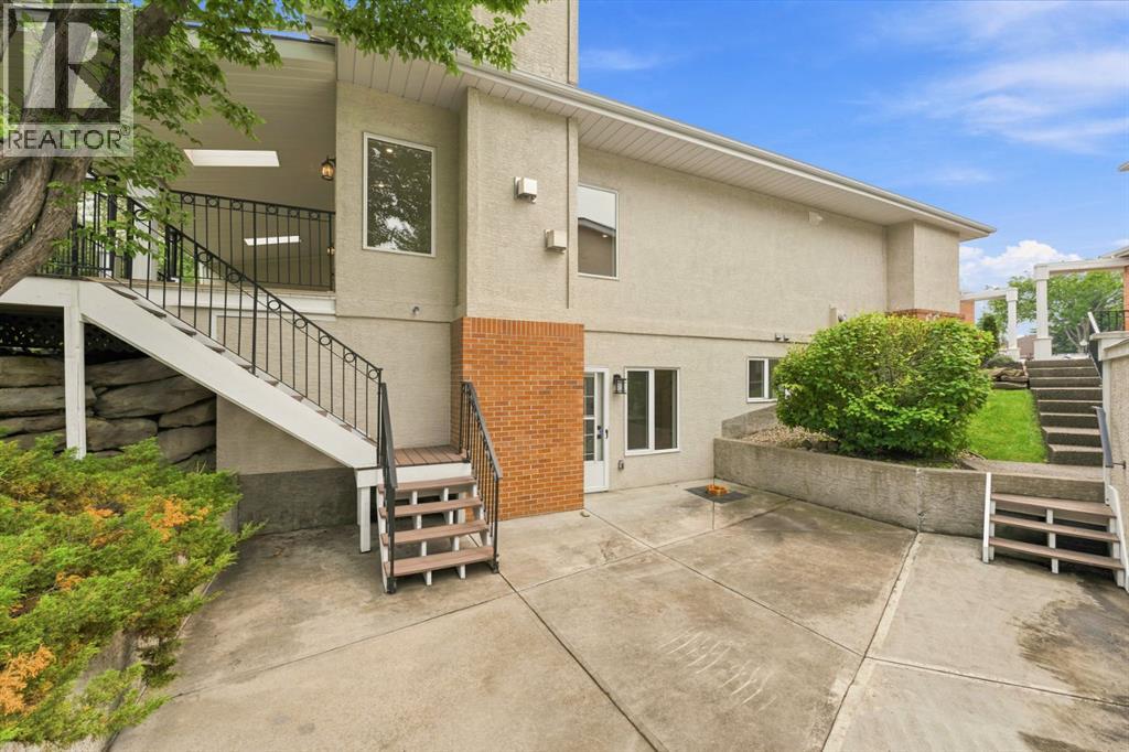 12 Prominence Point SW - Image 45