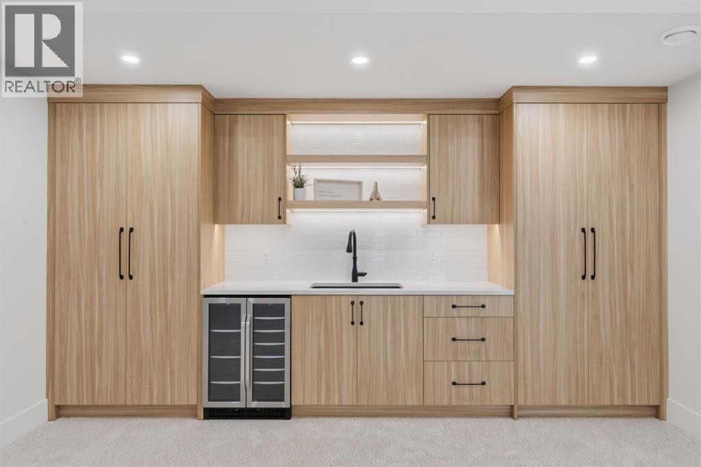12 Prominence Point SW - Image 37