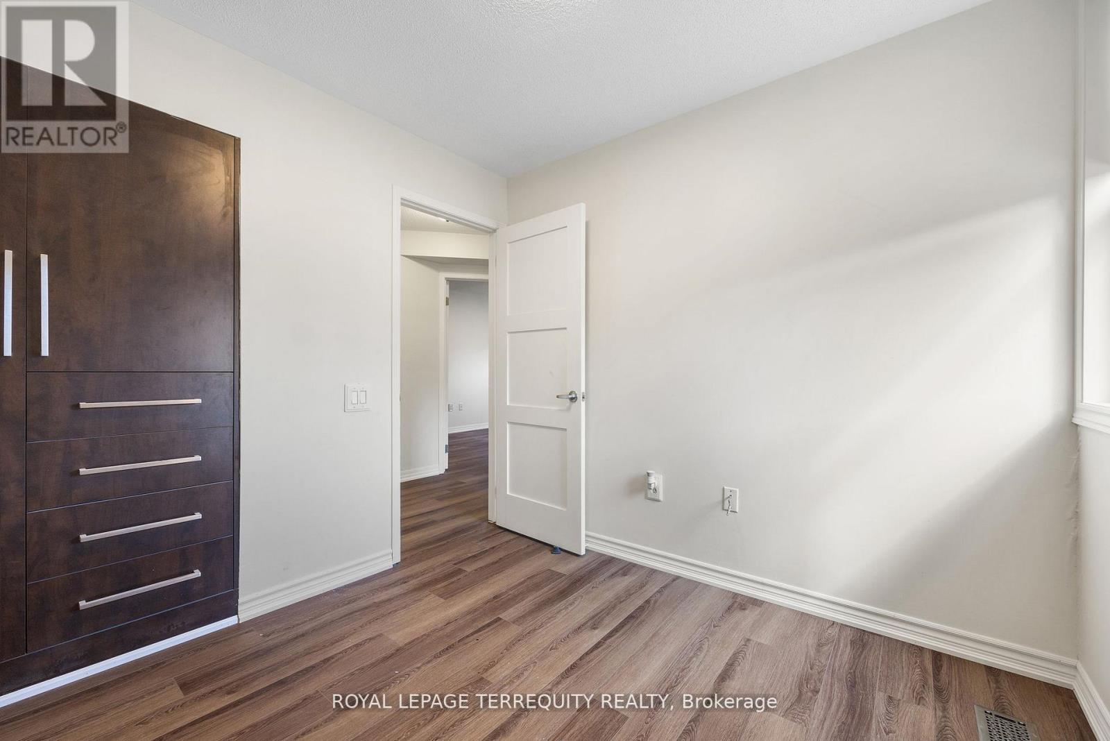 #129 760 LAWRENCE AVENUE W - 13