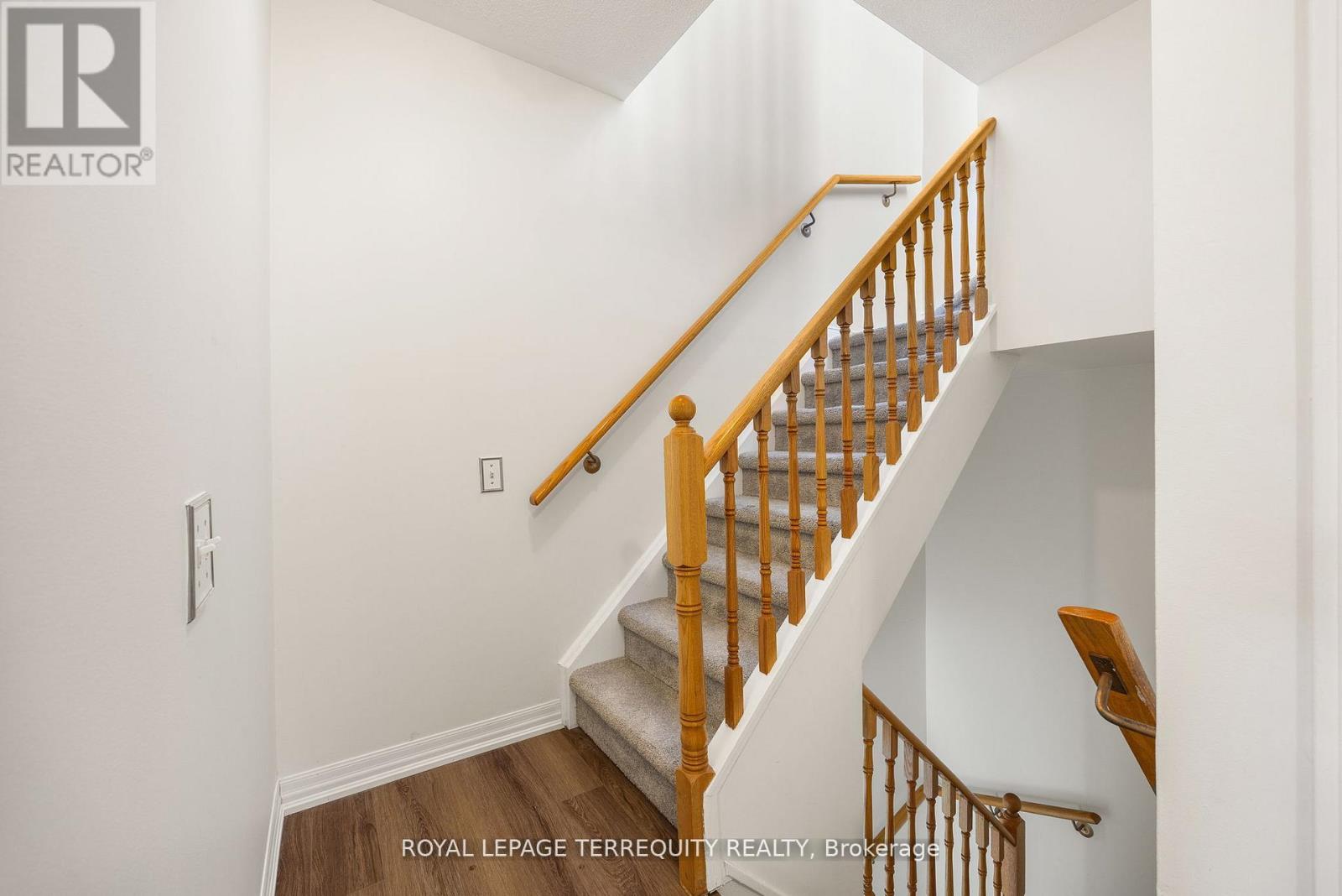 #129 760 LAWRENCE AVENUE W - 14